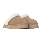 UGG Chausson Disquette Sand – Mules en daim et laine – Image 2