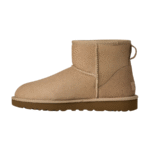 UGG Botte Classic Mini II Sand – Bottes en daim et laine naturelle – Image 3