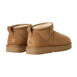 UGG Botte Classic Ultra Mini Chestnut – Bottines en daim marron – Image 3