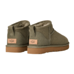 UGG Botte Classic Ultra Mini Moss Green – Bottines en daim kaki – Image 4
